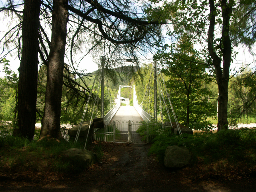Easter Balmoral Bridge